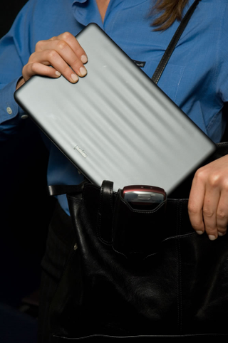 Illustration for article titled Palm Foleo: A Laptop For Your Smartphone